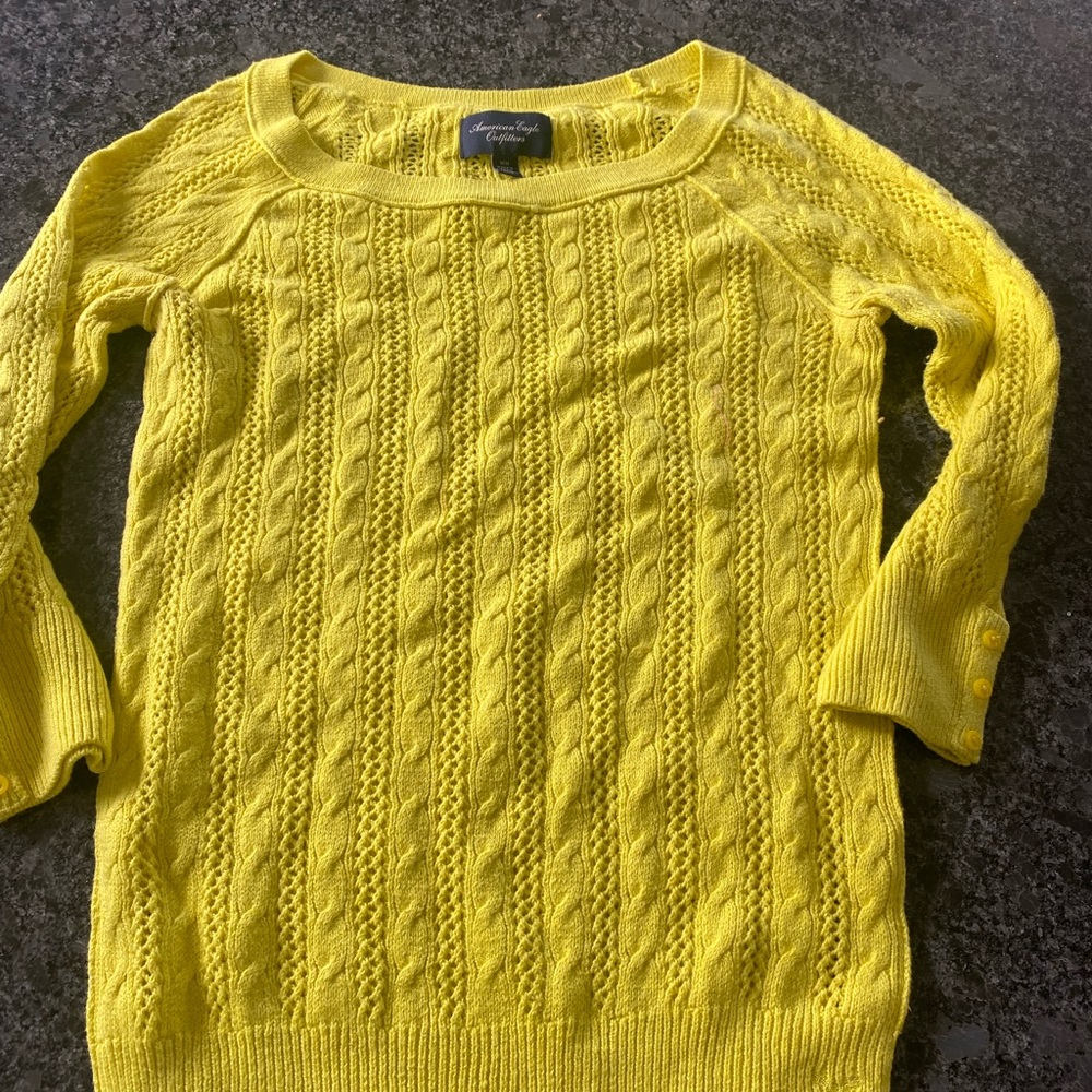 American eagle 3/4 sweater